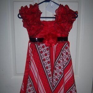 New with Tags Classic Fashion Party Dress, Size 5, T12